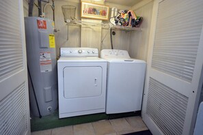FULLSIZE-WASHER-DRYER