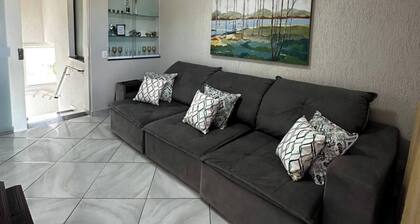 Apartment with hot tub, air conditioning and garage in the heart of UberlĂąndia.