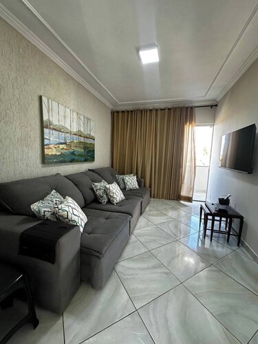 Apartment with hot tub, air conditioning and garage in the heart of Uberlândia.