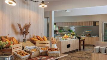 Ilmainen päivittäinen buffetaamiainen