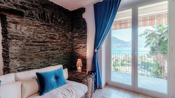 Condo, Balcony, Lake View | 2 bedrooms, premium bedding, down duvets, iron/ironing board