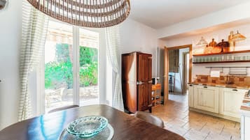 Condo, Balcony, Lake View | 2 bedrooms, premium bedding, down duvets, iron/ironing board