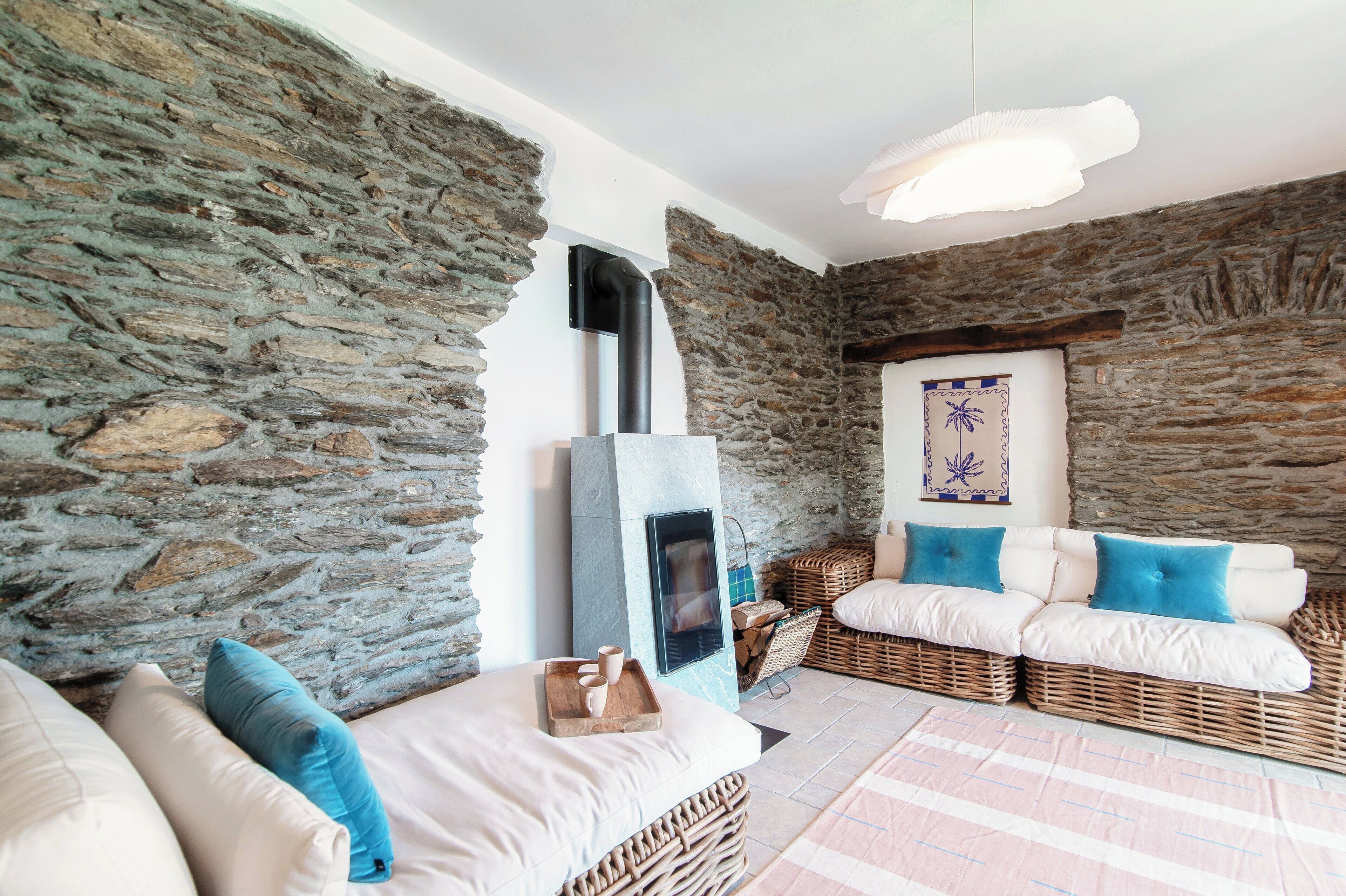 Apartment, Balkon, Seeblick | Wohnzimmer