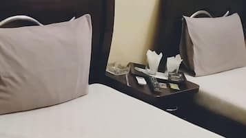 Deluxe Double Room | Soundproofing, iron/ironing board, free WiFi