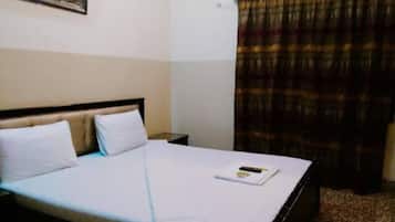 Soundproofing, iron/ironing board, free WiFi
