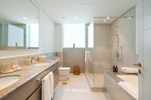 Luxury Apartment, Balcony, City View | Bathroom