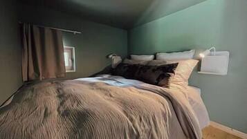 3 chambres, fer et planche Ă repasser, Wi-Fi, draps fournis