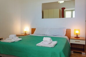 1 bedroom, WiFi - Camera Verde (Villaggio Mosè)