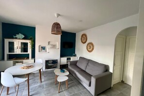 TV - 3.2 - Casa Azul Soleada Cala'n Porter (Alaior)