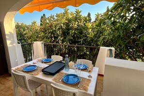 Outdoor dining - 3.2 - Casa Azul Soleada Cala'n Porter (Alaior)