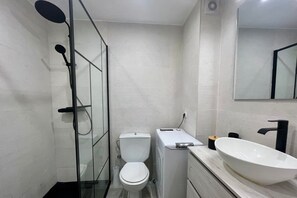 Shower, hair dryer, towels - Casa Azul Soleada Cala'n Porter (Alaior)