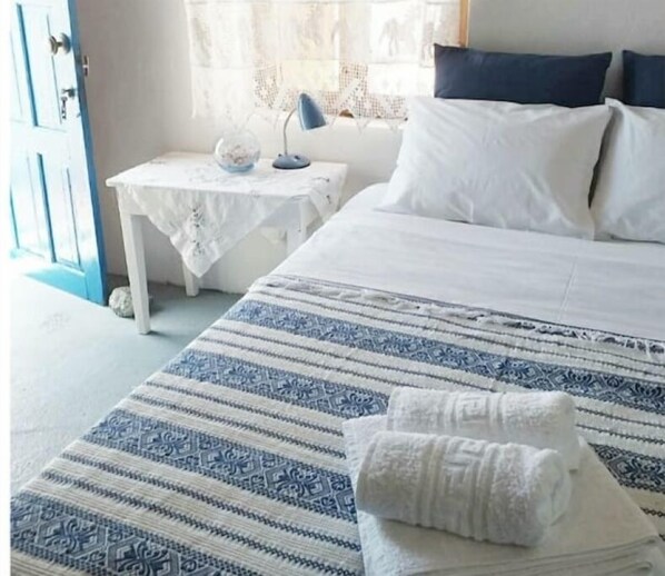 1 bedroom, iron/ironing board, travel crib, WiFi