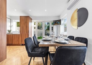 House | Dining