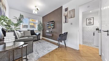 House | Living area | TV