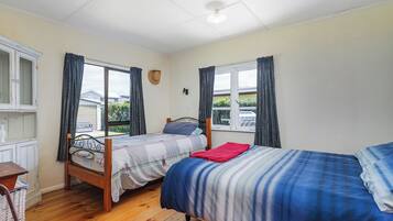 3 camere, ferro/asse da stiro