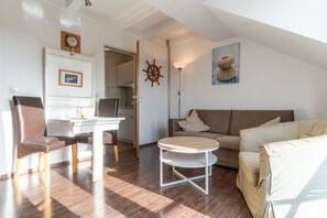 Apartment | Living room
