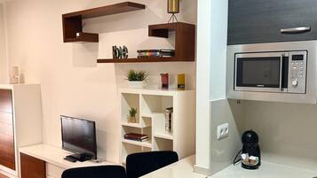 Studio | Oleskelualue | Televisio, lämmitetyt lattiat