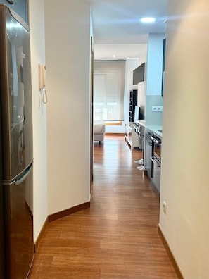 Studio | Living area | TV, heated floors - Vigo Center Rooms (Vigo)