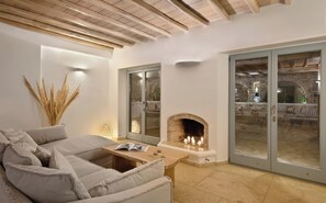 Gran Kanalia Villa Mykonos | Living room