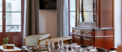 Apartment | 3 bedrooms, Internet