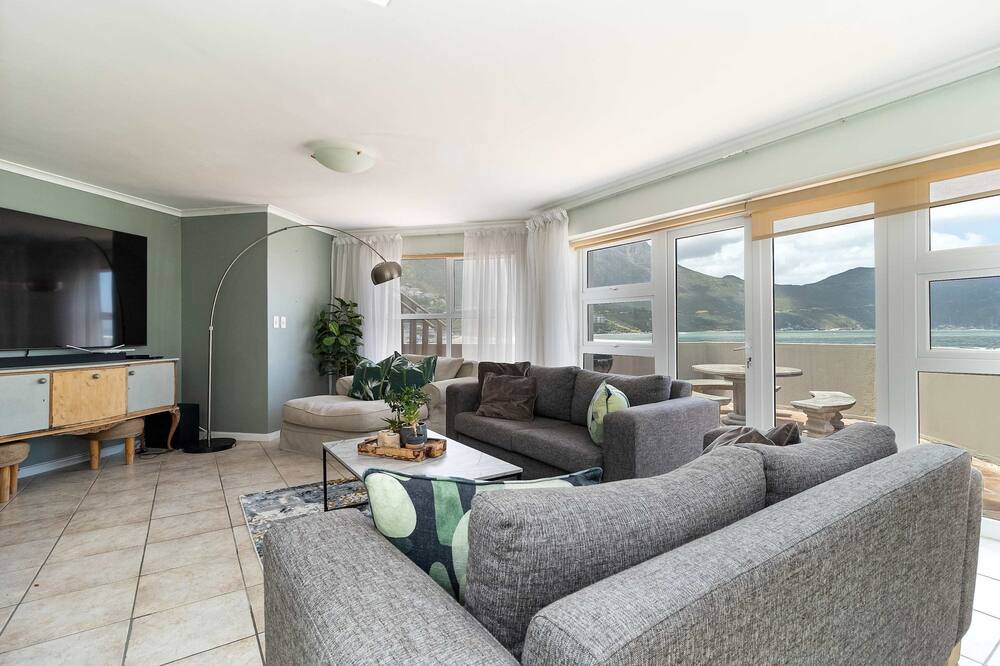 3 Bedroom Family Apartment Beach Club - Houtbay