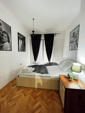 1 Schlafzimmer, Schreibtisch, Bügeleisen/Bügelbrett, WLAN