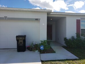 Exterior - Home away from Home (Port St. Lucie)