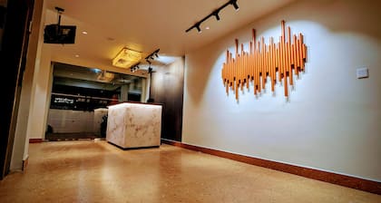 UPHILLS BOUTIQUE HOTEL