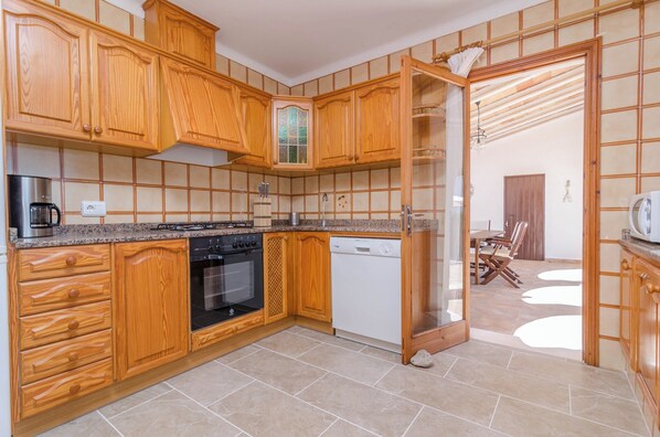 Villa | Eget kök | Barnstol