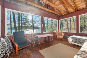 Interior - Charming and Cozy Historical 3 Bedroom Dog Friendly Winnipesaukee Cottage (Moultonborough)