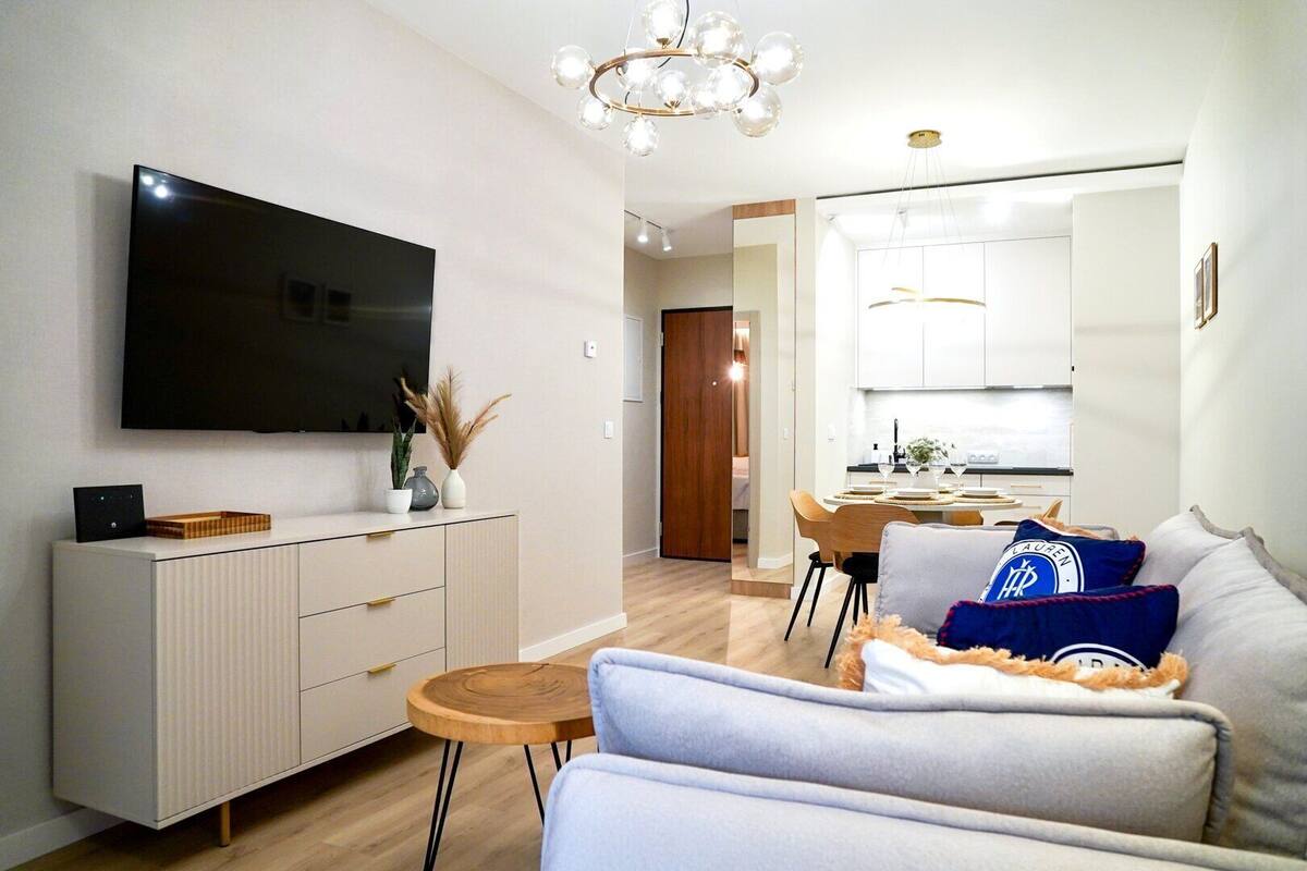 Superior Suite, Pets allowed | Iron/ironing board (on request), free WiFi, individually decorated