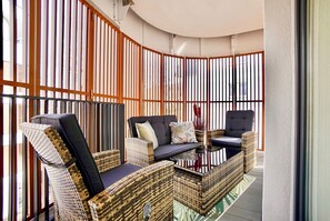 Deluxe Studio Suite | Balcony