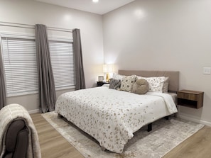 1 bedroom, desk, iron/ironing board, free WiFi