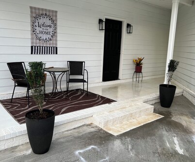 Luxe Villa - Vidalia, GA