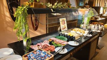 Daily buffet breakfast (EUR 14.9 per person)