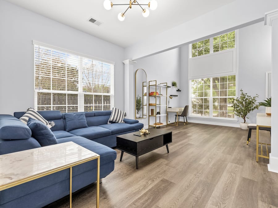 Family House, 3 Bedrooms, Fireplace, Courtyard View | Living room