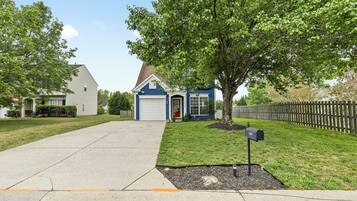 Family House, 3 Bedrooms, Fireplace, Courtyard View | View from room