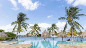 Pool - Stylish Apartment with Pool Near Jan Thiel Beach (Sint Willibrordus)