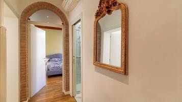 1 camera, ferro/asse da stiro, Wi-Fi gratuito