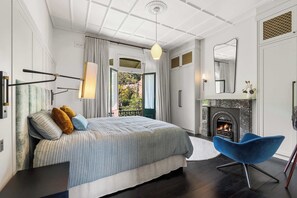 4 chambres, fer et planche à repasser, Wi-Fi, draps fournis