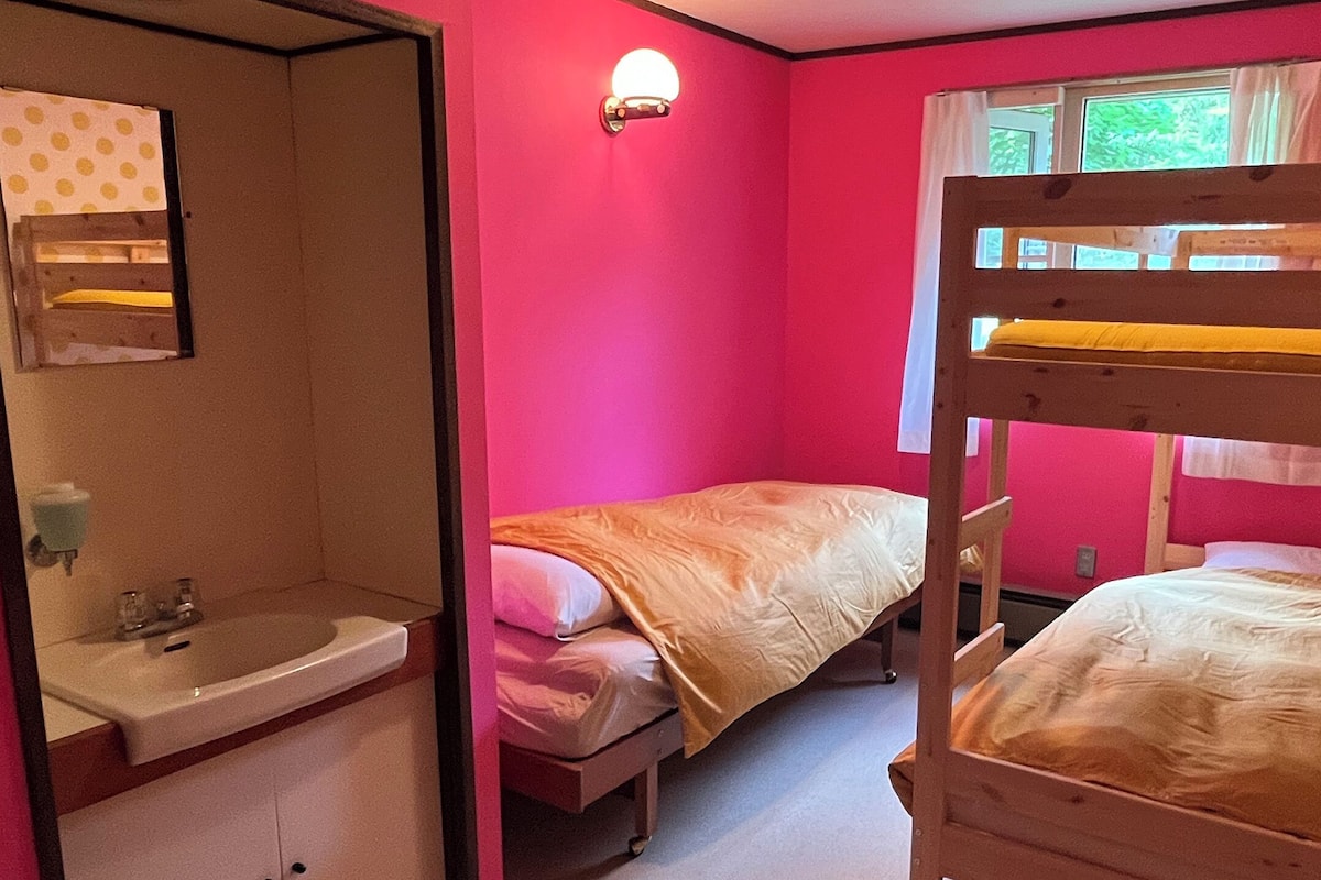 Triple Room, Mountain View