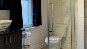 Uklassifisert bilde, 4 av 9, knapp
