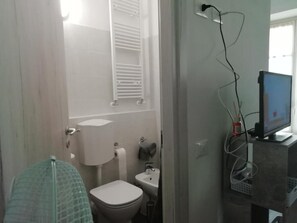 Double Room | Bathroom - L'Angelo (Omegna)