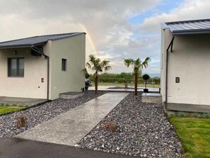 Exterior - The Rooms (Almopia)
