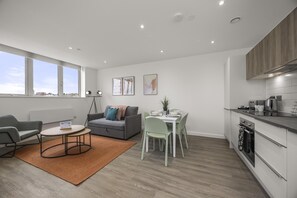 Apartment | 2 bedrooms - Ocean View E By My Getaways (St Leonards-On-Sea)