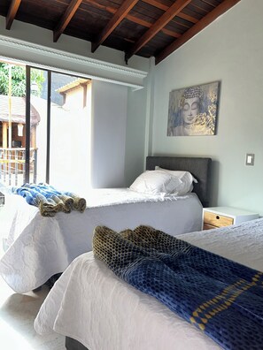 Free WiFi - CORONA HOUSE (Envigado)