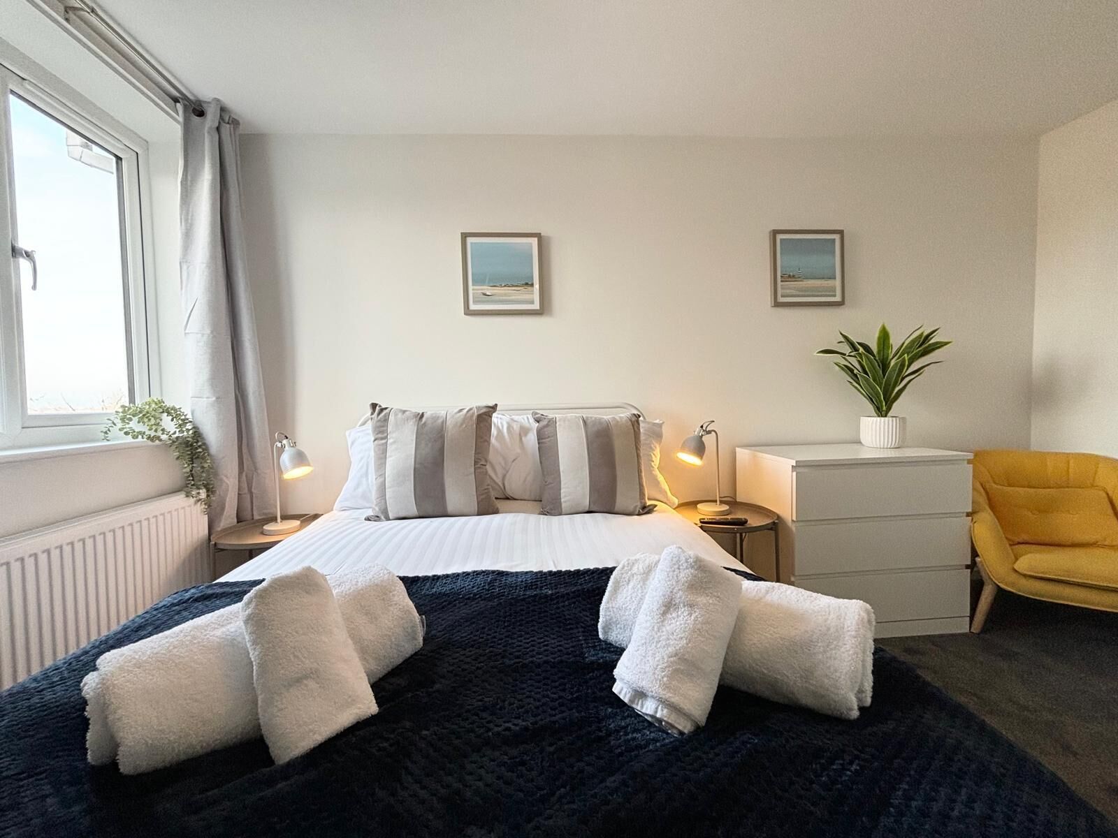 5 bedrooms, iron/ironing board, free WiFi