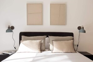 1 chambre, fer et planche à repasser, Wi-Fi gratuit, draps fournis