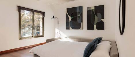 1 chambre, fer et planche à repasser, Wi-Fi gratuit, draps fournis