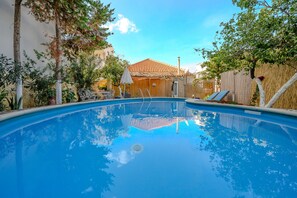 Pool - Seafalios Villa,Chania Town,no car needed, private pool (Chania)